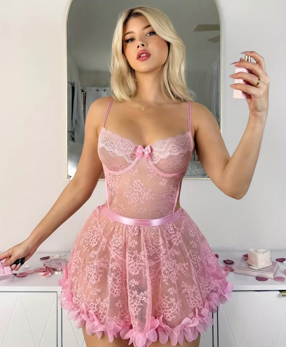 Pink Transparent Refined Lace Dress with Back Opening